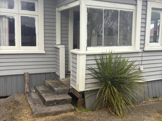 Apartment for rent in Wharemoa, Greymouth