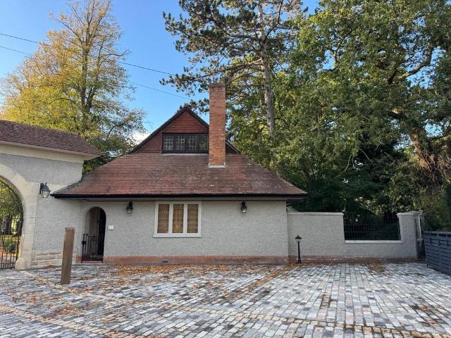 House for rent in Bishop's Tachbrook, Warwick