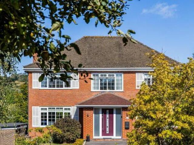 House for sale in Red Hill, Surrey