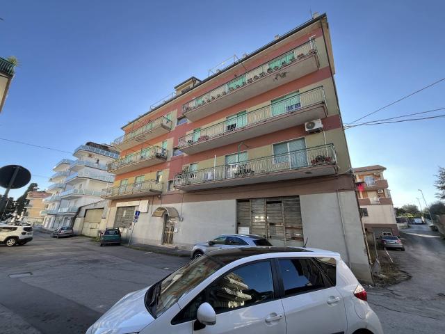 Villa Indipendente in vendita a Centro Storico, Vasto