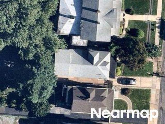 House for sale in Elizabeth, New Jersey