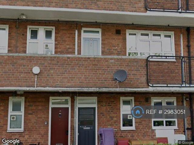 Apartment for rent in Furzedown, Greater London