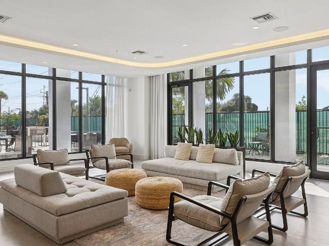 Apartment for rent in Dania, Florida