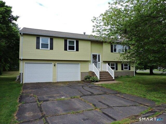 House for sale in South Windsor, Connecticut