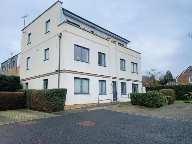 Apartment for rent in Hatherley, Cheltenham
