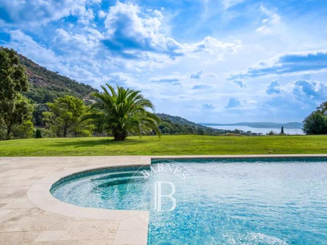 Maison vente à Arrondissement de Draguignan, Grimaud