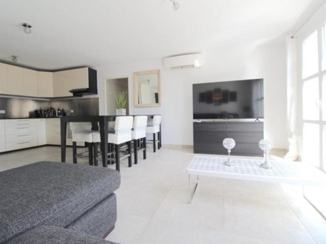 Appartement vente à Arrondissement de Draguignan, Grimaud