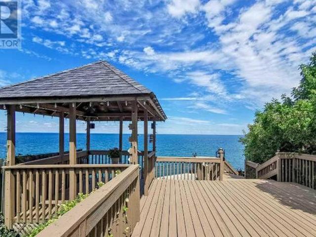 House for sale in Ancaster, Ontario