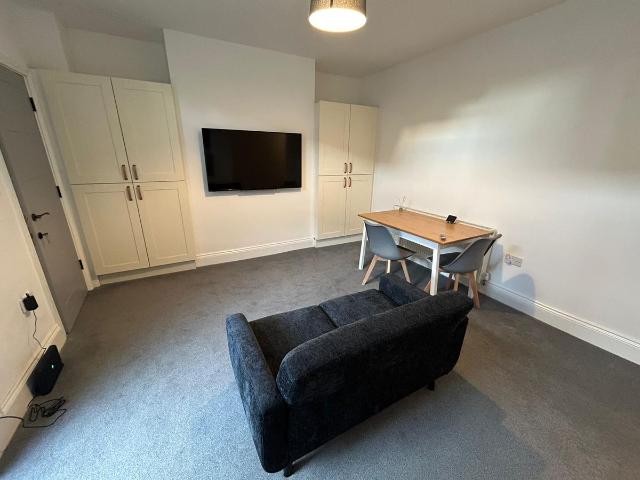 Studio for rent in Tyne And Wear