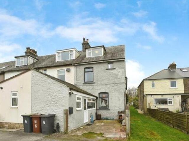 House for sale in Charlesworth, East Midlands