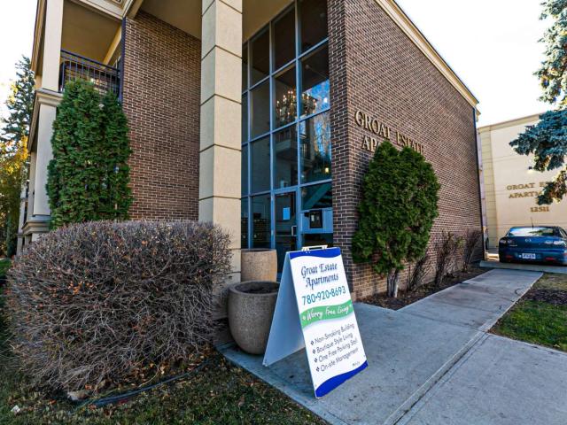 Apartment for rent in Wedgewood, Alberta