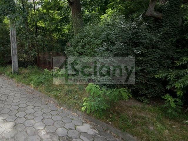 Grunt na sprzedaż w Milanówek, Mazowieckie