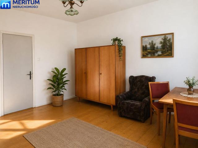 Dom na sprzedaż w Milanówek, Mazowieckie