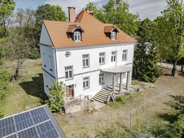 Dom na sprzedaż w Milanówek, Mazowieckie