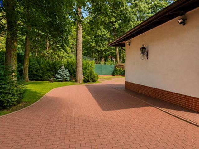 Dom na sprzedaż w Milanówek, Mazowieckie
