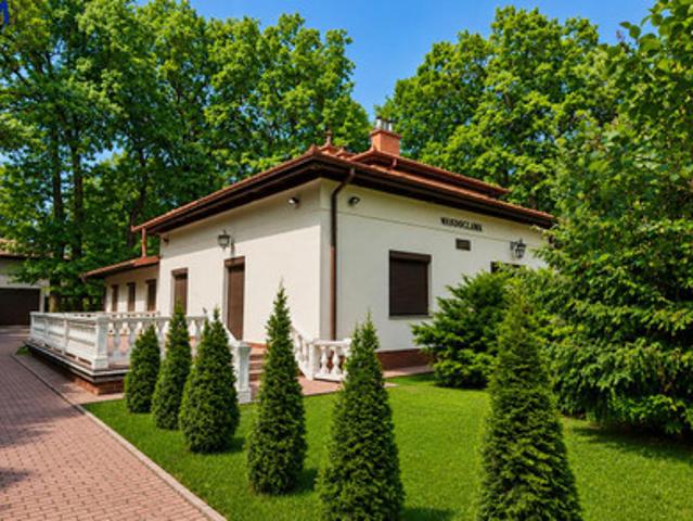 Dom na sprzedaż w Milanówek, Mazowieckie