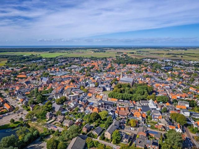 Appartement te huur in Den Burg, Noord Holland
