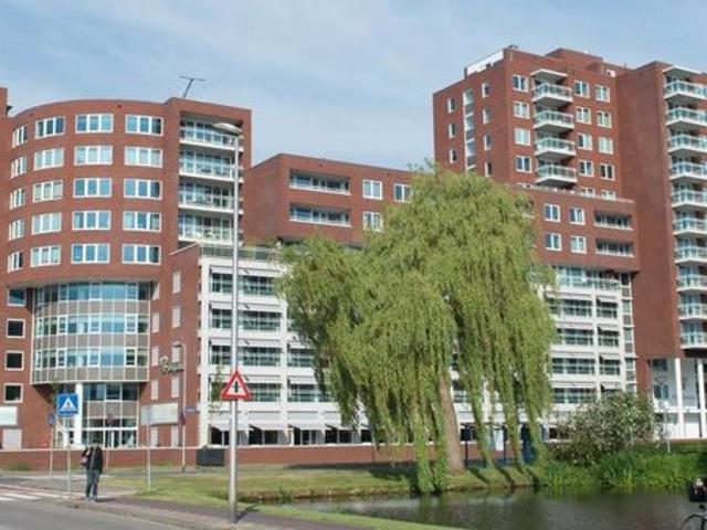 Appartement te huur in Middelwatering, Capelle Aan Den Ijssel