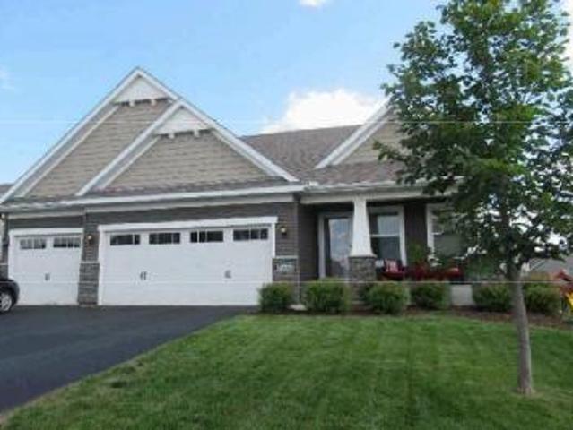 House for sale in Lakeville