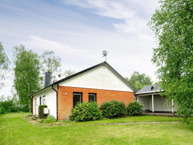 Villa till salu i Smålandsstenar