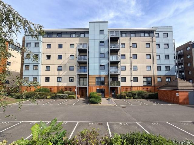 Apartment for rent in St Anthony's Hill, Eastbourne