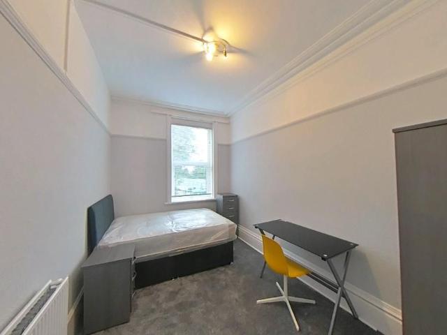 Apartment for rent in Elmfield, Leicestershire