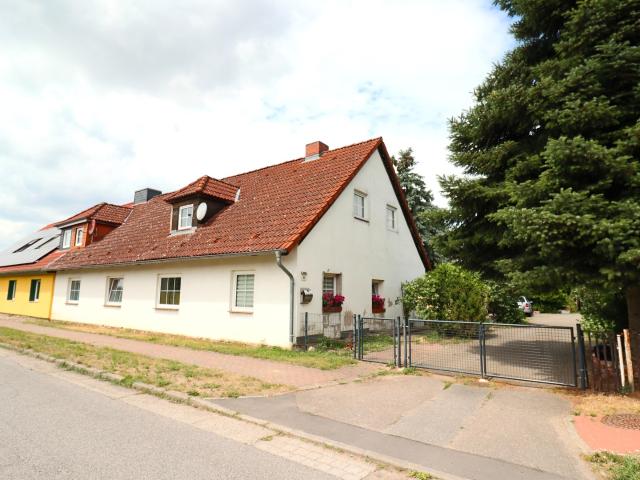 Doppelhaushälfte kaufen in Penkow, Malchow