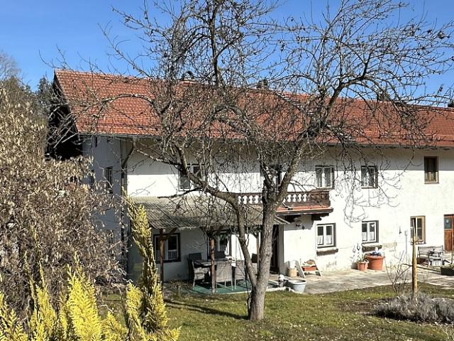 Doppelhaushälfte kaufen in Ramerberg, Bayern