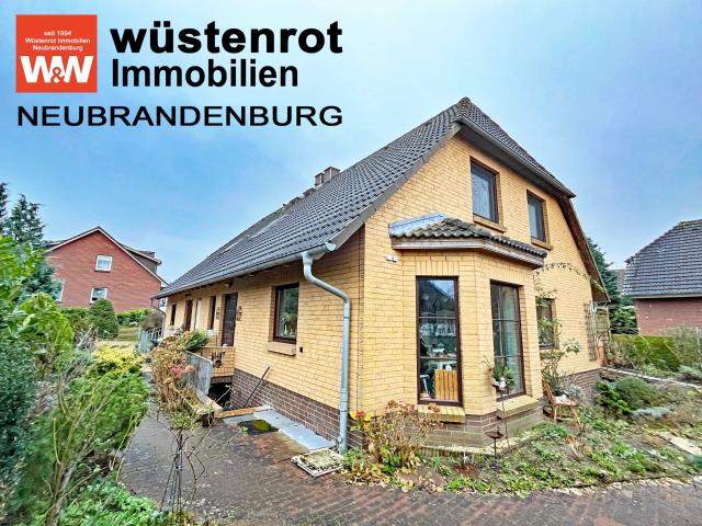 Doppelhaushälfte kaufen in Waren, Mecklenburg-Vorpommern