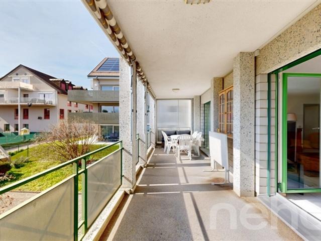 Wohnung kaufen in Gland, Waadt
