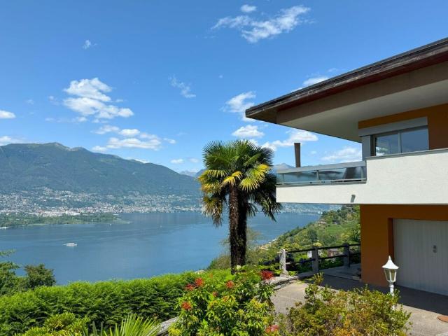 Haus kaufen in Gerra, Gambarogno, Tessin
