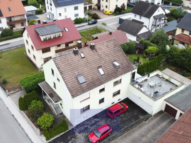 Wohnung kaufen in Adelsdorf, Bayern