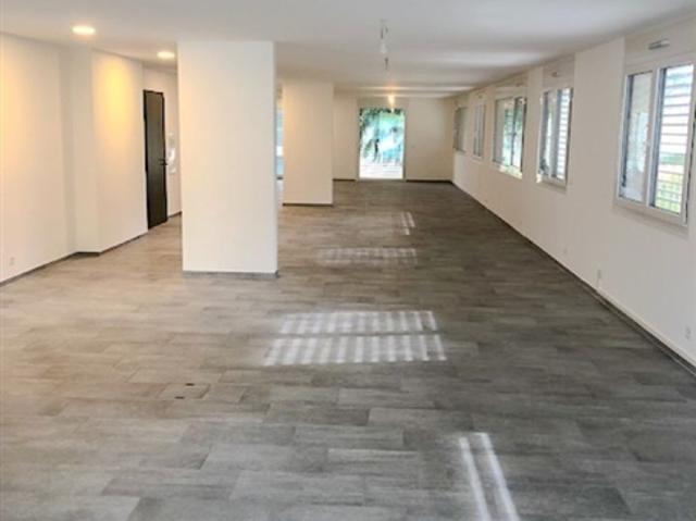 Atelier mieten in Saint-Sulpice (VD), Waadt