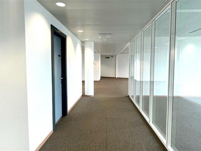 Büro kaufen in Aïre