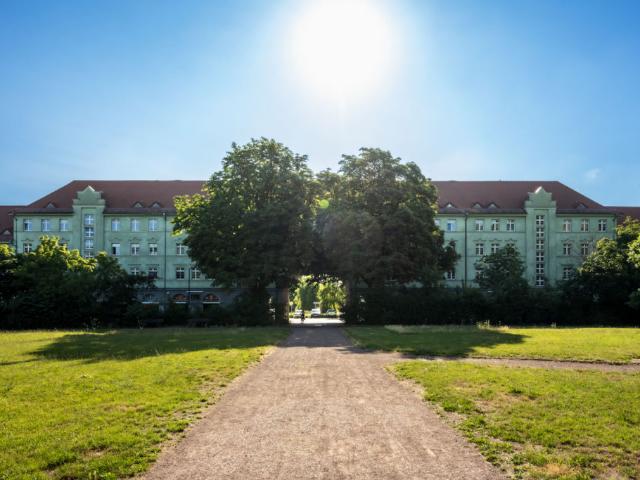 Apartment mieten in Lutherplatz/Thüringer Bahnhof, Halle