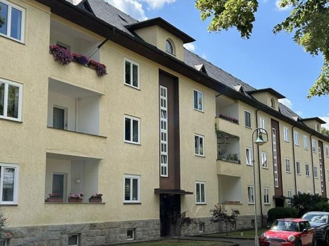 Wohnung kaufen in Rodewisch, Sachsen