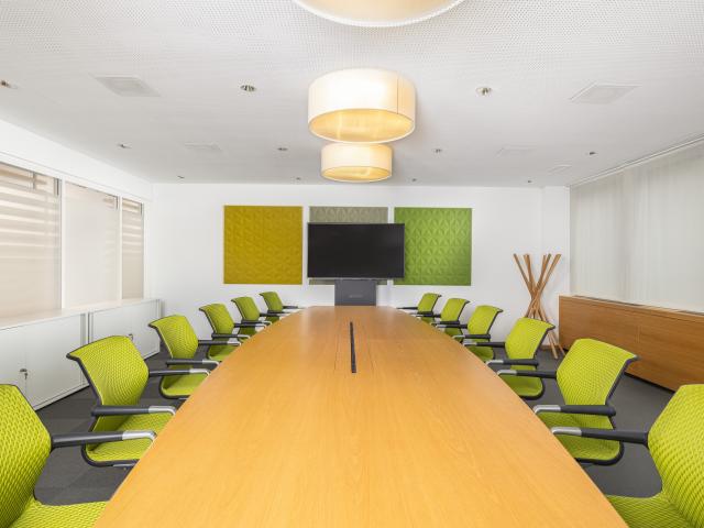 Büro mieten in Einigen, Zürich