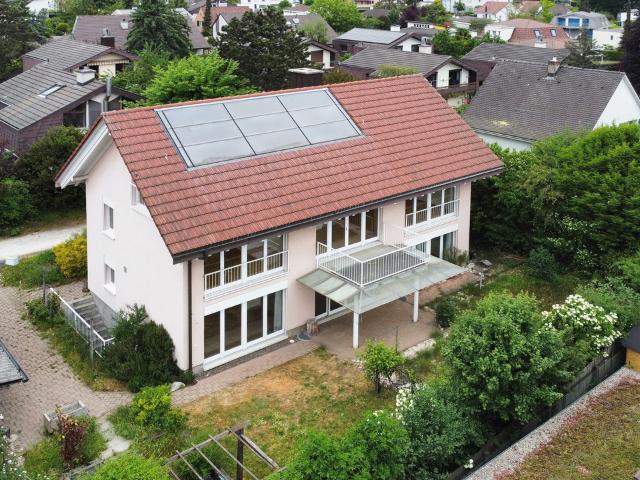 Reihenfamilienhaus kaufen in Münchenstein, Basel-Landschaft