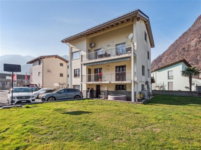 Einfamilienhaus kaufen in Arbedo-Castione, Tessin