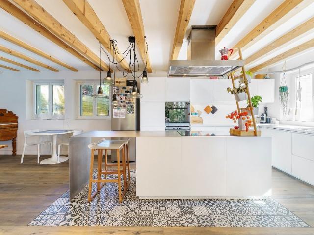 Mehrfamilienhaus kaufen in Epalinges, Waadt