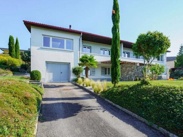 Einfamilienhaus kaufen in Biel, Bern