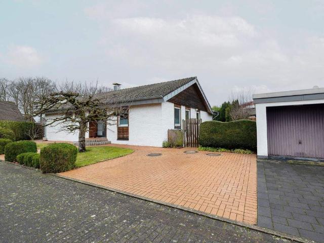 Haus kaufen in Schloß Holte-Stukenbrock, Nordrhein-Westfalen