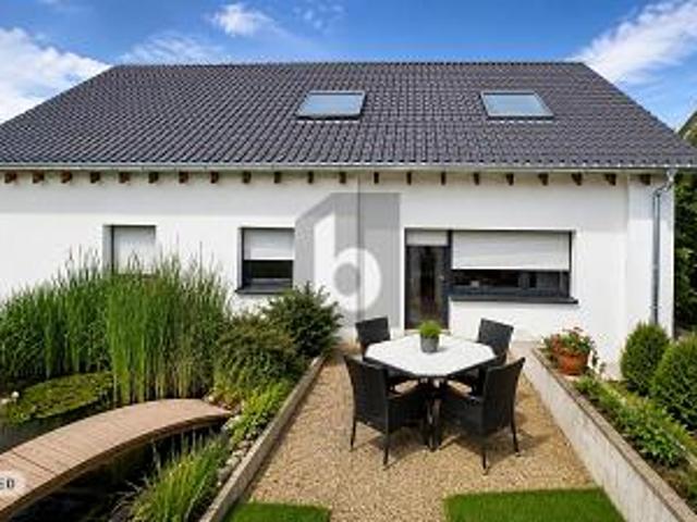 Mehrfamilienhaus kaufen in Nürtingen, Baden-Württemberg