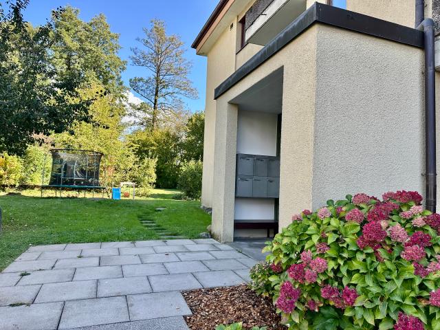 Wohnung kaufen in Nürensdorf, Bezirk Bülach
