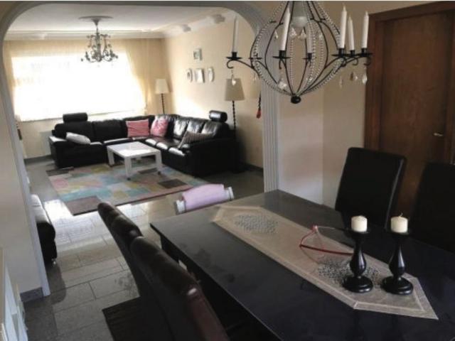 Wohnung kaufen in Neuenhausen, Grevenbroich