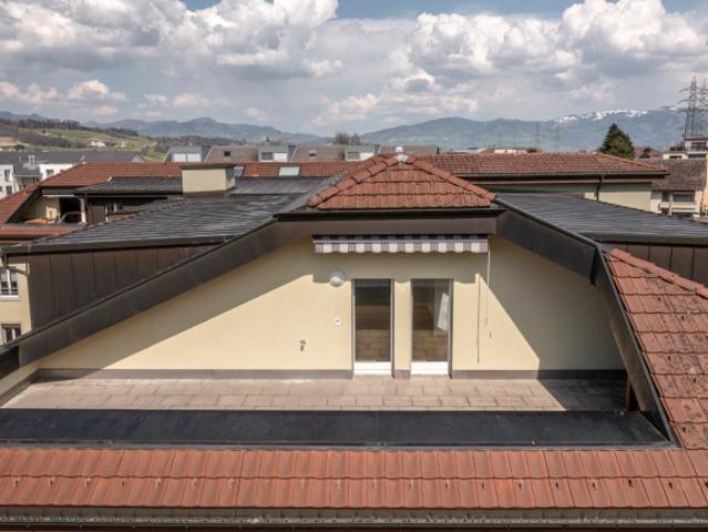 Attikawohnung mieten in Galgenen, Schwyz