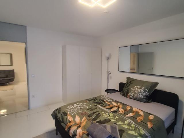 Apartment mieten in Waldkolonie, Putzbrunn