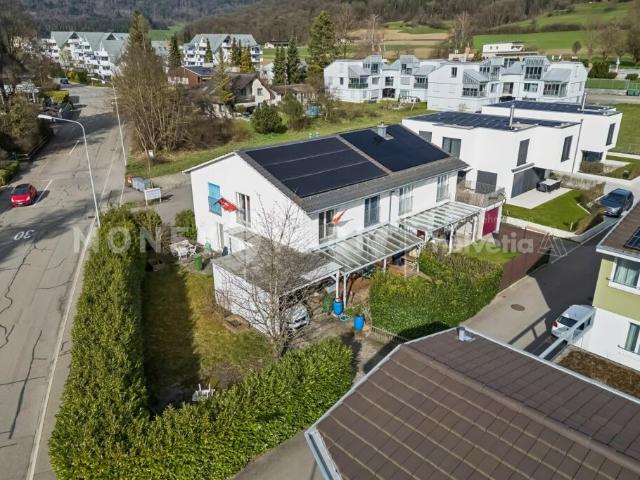 Einfamilienhaus kaufen in Embrach, Zürich