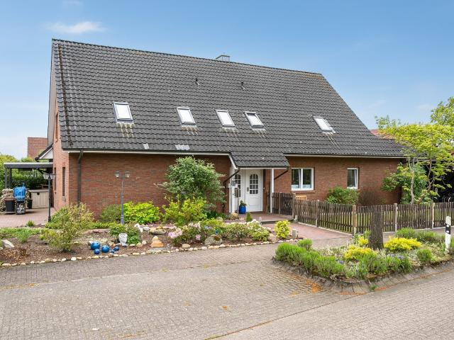Dachgeschosswohnung kaufen in Meyerhausen, Niedersachsen