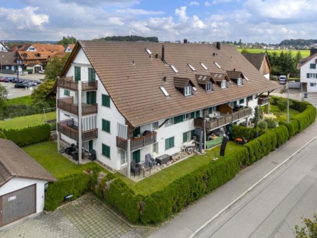 Maisonette kaufen in Niederhasli, Zürich